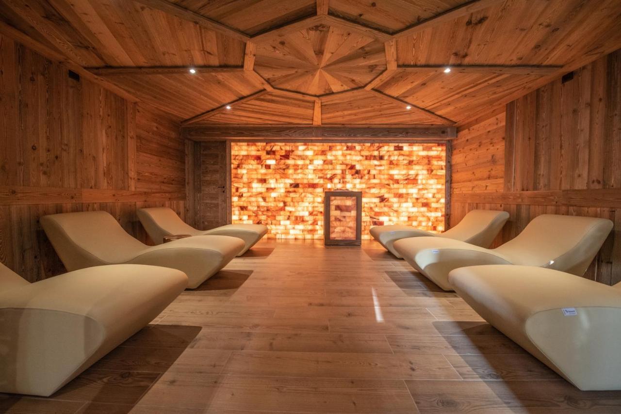 Hotel La Rouja Champoluc Kültér fotó