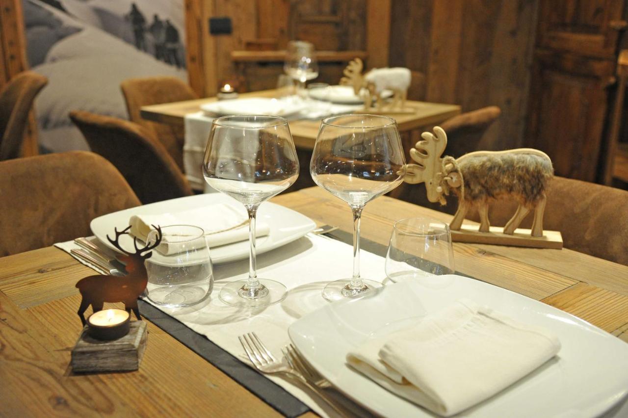 Hotel La Rouja Champoluc Kültér fotó