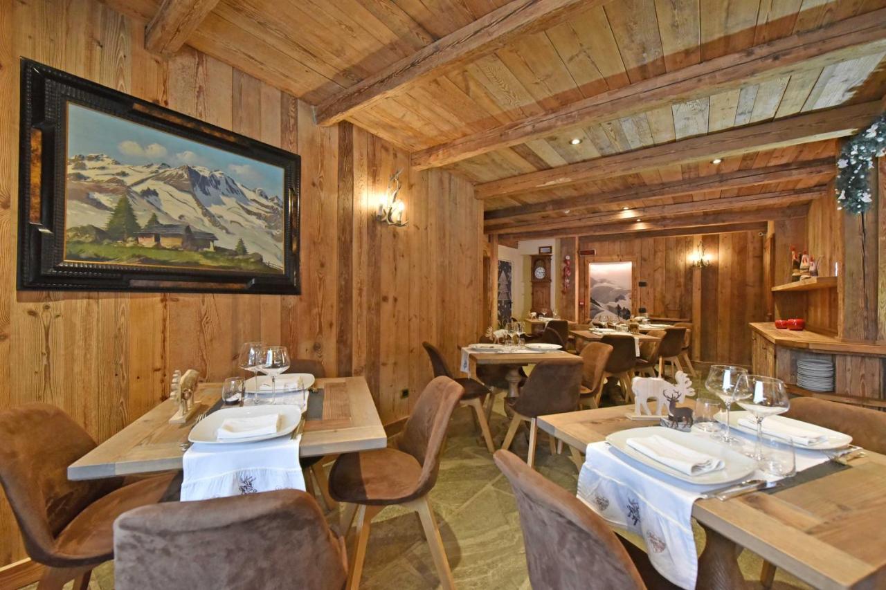 Hotel La Rouja Champoluc Kültér fotó